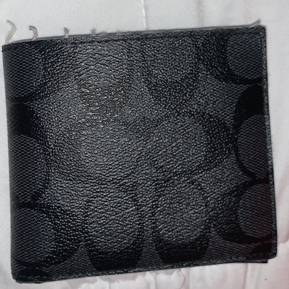 Coach wallet - Picture 2 of 4